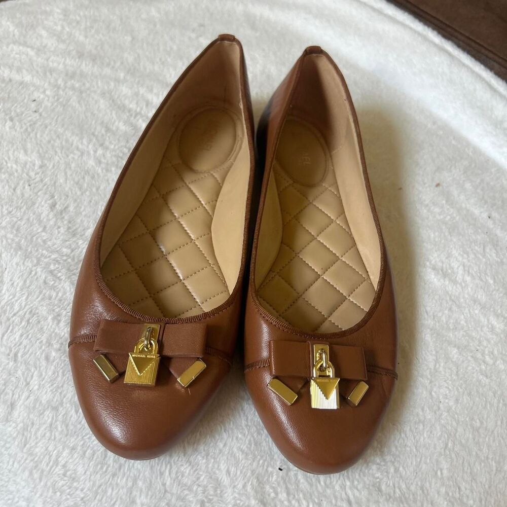 Michael Kors Brown leather alice ballet flat gold hardware bow detail sz 8 / 8.5